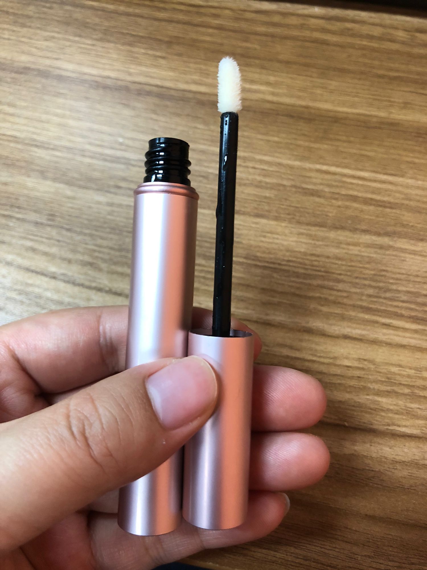 Sérum de croissance des sourcils