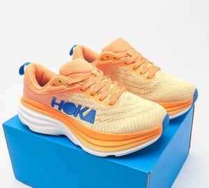 Chaussures de course de haute qualité personnalisées pour hommes et femmes, en fibre de carbone, avec amorti, lacets et empeigne en mesh. - Product Image 4