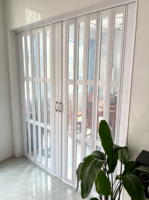 Porte pliante en PVC, fabrication directe usine, séparateur de pièce peu encombrant, panneaux légers et étanches pour la maison, le bureau et le balcon