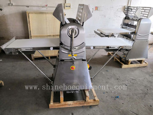 Nuevo 380 V <span class=keywords><strong>Gran</strong></span> Capac Laminoir Pour Argile de <span class=keywords><strong>Pizza</strong></span> masa de pan máquina laminadora - Product Image 4