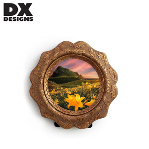 Cadre photo rond en MDF vintage floral personnalisé DX Designs, 4/5 pouces, en bois brun, pour décoration de table et murale - Product Image 1