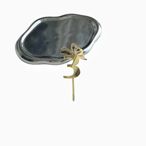 ตัวเลขอะคริลิคตกแต่งเค้กพร้อมผีเสื้อประดับด้านบน สำหรับตกแต่งเค้กวันเกิด สูง 13 ซม. สไตล์อินสตาแกรม - Product Image 3