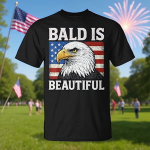 Camiseta Bald Is Beautiful con bandera estadounidense y águila calva, 4 de julio - Product Image 3