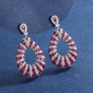 Boucles d'oreilles pour femmes en plaqué or avec pendentif trésor couleur zircon ensemble Pigeon artificiel rouge sang pour les fêtes - Product Image 1