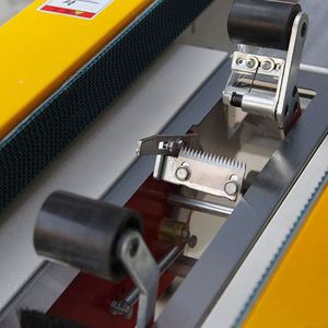 Semi Automatic Carton Sealing Machine With Manual Adjustable Size Top Bottom Equipment Taping Case Paper Box Sealer