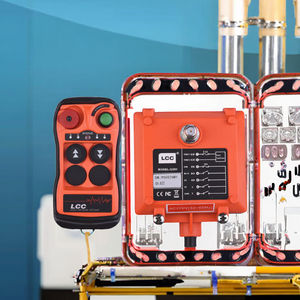 รีโมทคอนโทรลไร้สายสำหรับเครนอุตสาหกรรม รุ่น Q200 แบบอัตโนมัติ รหัสคงที่ <span class=keywords><strong>2</strong></span> ปุ่ม ความเร็วเดียว กันน้ำ 110V-480V 150M - Product Image 3