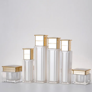 Tùy Chỉnh Sang Trọng 30Ml-120Ml Acrylic Vuông Bơm Chai Nhựa Mỹ Phẩm Container Cho Chăm Sóc Da Huyết Thanh Mặt Kem Lotion - Product Image 5