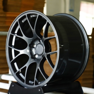 Rines de Carreras Personalizados EC-7 WRX STI de 18, 19 y 20 Pulgadas, 5x130, Ruedas de Aluminio Forjado en Color Gris Metálico para Bugatti Chiron, <span class=keywords><strong>Ferrari</strong></span> <span class=keywords><strong>488</strong></span>, 812, F12, SF90 - Product Image 3