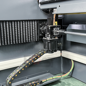 Presse plieuse hydraulique CNC automatique Nanjing BOST 3200MM 6+1 axes avec contrôleur DA53T pour le pliage de tôles d'aluminium - Product Image 6