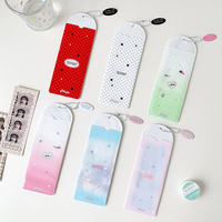 Tempat Kartu KPOP Gaya Korea Gadis Kartun Gradasi Empat Panel Tempat Kartu Penggemar Stiker Strip Panjang Gantungan Tempat Kartu