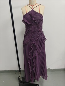 Robe longue plissée chic personnalisée à col halter et dos nu, super volants, pour l'été, élégante pour les soirées et les occasions spéciales, robe de soirée pour femme - Product Image 6
