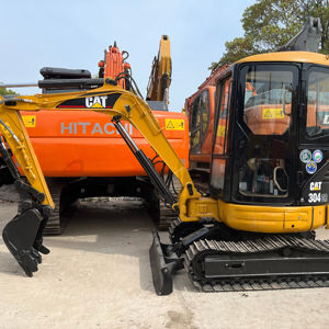รถขุดขนาดเล็กมือสอง Caterpillar 304CR 4 ตัน พร้อมเครื่องยนต์ เกียร์ และปั๊ม |   กะทัดรัดและคล่องตัว |   สำหรับฟาร์มและการจัดสวน - Product Image 1
