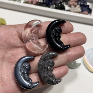 Ciondolo all'ingrosso in cristallo naturale grezzo, a forma di luna crescente, intagliato a sirena, con gemme multiple, pietra curativa fantasy, regalo celestiale - Product Image 5