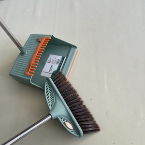 Vente directe d'usine balai et pelle à poussière ensemble PP tête de balai à <span class=keywords><strong>cheveux</strong></span> doux manche à balai en métal Durable pour le nettoyage des sols de bureau à domicile - Product Image 6