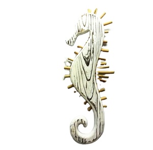 Cavalluccio marino decorativo Driftwood personalizzato, decorazioni per animali marini cavalluccio marino in legno - Product Image 2