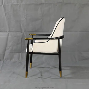 Silla de Comedor Italiana de Diseño Retro, Cómoda, de Cuero, para Muebles de Comedor - up Decors UP-002 Silla de Cuero UP-002 - Product Image 4