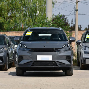 รถยนต์ Lynk & Co 06 เบนซิน SUV ยี่ห้อ Geely รถยนต์ใช้น้ำมัน รถยนต์ SUV ขนาดกะทัดรัด 1.5TD สมรรถนะสูง รถยนต์อัตโนมัติ SUV  ค่ามัดจำ - Product Image 2