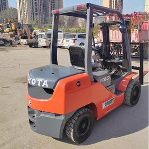 Montacargas Diésel Toyota Usado de 3 Toneladas con Bomba de Caja de Cambios, Buen Rendimiento, Bajo Precio, Montacargas Eléctrico de Gasolina Original de Japón, Elevación de 3 Metros - Product Image 3