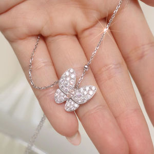 Collar con Colgante de Diamante Moissanite en Forma de Mariposa, Cadena de Plata de Ley 925, Joyería para Regalo de Boda o Fiesta - Product Image 1