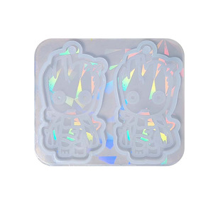 Early Riser Holographique Laser <span class=keywords><strong>Groot</strong></span> Silicone Moule DIY Adorable Pendentif/<span class=keywords><strong>Porte</strong></span>-<span class=keywords><strong>clés</strong></span> Moule 3D Forêt Sprite Conception De Qualité Alimentaire - Product Image 4