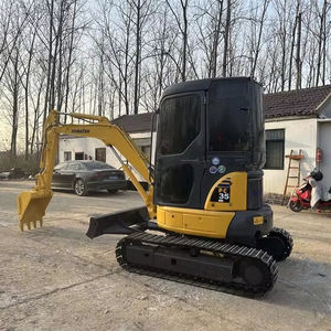 Mini pelle Komatsu PC30 & PC35 d'occasion à bas prix Modèle de cabine fermée à vendre - Product Image 1