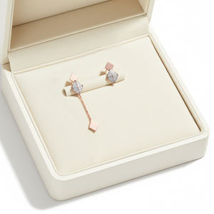 Boucles d'oreilles tendance pour femmes, à porter au quotidien, en or rose massif 18 carats, diamants naturels, fabrication artisanale - Product Image 3