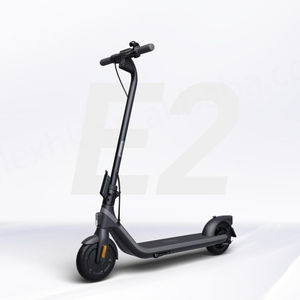 Trottinette électrique Ninebot E2 pliable 250W longue portée pour adultes avec une vitesse de 20 km/h et une charge utile de 90 kg - Product Image 2
