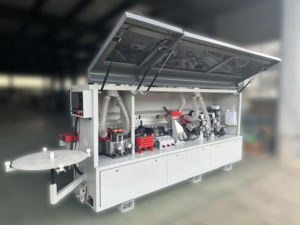 Machine automatique de baguage de bord de <span class=keywords><strong>PVC</strong></span> de travail du bois de panneau de MDF de meubles de <span class=keywords><strong>menuiserie</strong></span> de la Chine avec le pré-fraisage - Product Image 4