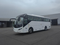 Bus 52 places DFA-6126HD : Nouveau bus diesel Dongfeng avec transmission rapide, cylindrée de 8,9 L et capacité de 50-56 passagers