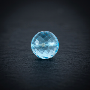 Topacios Azules Cielo Natural, Gemas Sueltas de 8mm en Forma de Bola, Facetadas, con Medio Orificio, Certificadas por Terceros, Marca Gopika, Venta al Por Mayor - Product Image 4