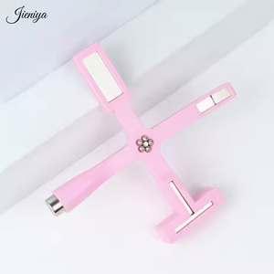 Strumento Magnetico Multifunzione 5 in 1 per Nail Art, Smalto Gel, Manicure Fai-da-Te con Potente Bastoncino Magnetico - Product Image 6