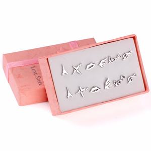 Boucles d'oreilles clous plaquées or 18 carats, modèle coréen pas cher, très vendues, givrées pour usage quotidien - Product Image 4