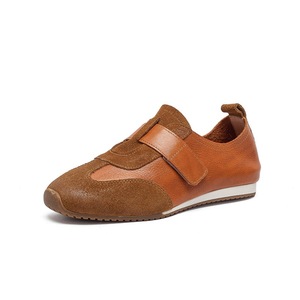 Nuevo estilo de zapatillas deportivas planas blancas para mujer A-Gan, zapatillas casuales sin cordones para mujer con correas ajustables - Product Image 1