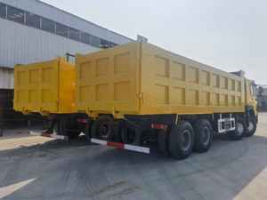 Camion à benne basculante HOWO 371HP 6x4 d'occasion 371 à vendre Camion à benne basculante robuste - Product Image 4