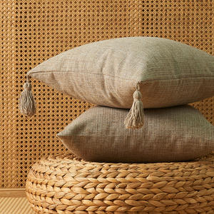 Sarung Bantal Linen Katun Kustom dengan Bantal Lempar Rumbai MOQ Rendah Sarung Bantal Dekoratif Modern Di Sofa - Product Image 6