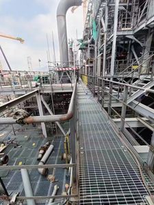 Nouveau design de grilles d'allée <span class=keywords><strong>en</strong></span> acier au meilleur <span class=keywords><strong>prix</strong></span> caillebotis <span class=keywords><strong>en</strong></span> acier pour la construction <span class=keywords><strong>dalle</strong></span> de plate-forme de couverture de fossé de soutien - Product Image 4