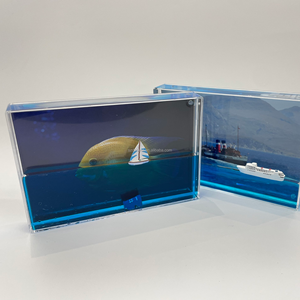 Cadre <span class=keywords><strong>photo</strong></span> en acrylique sur le thème de la mer avec paillettes, couleur liquide personnalisée et grand récipient intérieur avec figurine de bateau flottante en plastique - Product Image 4