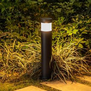 Borne <span class=keywords><strong>lumineuse</strong></span> <span class=keywords><strong>LED</strong></span> IP65 noire et grise pour l'éclairage des jardins et des pelouses - Product Image 3