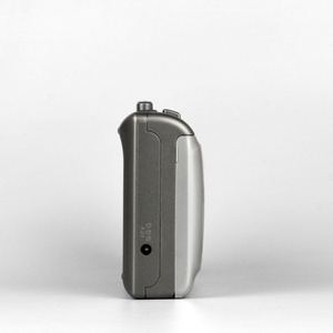 Ancien modèle de magnétophone portable fabriqué en Chine, style rétro, avec prise casque, fonction radio AM/FM Panda, lecteur audio Walkman - Product Image 4