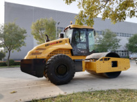 Compacteur de sol SR22-C5 de 22 tonnes, système hydraulique, tambour vibrant breveté trois-en-un, machine de construction routière