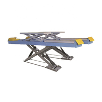Cric hydraulique à ciseaux Captain pour positionnement de véhicules, hauteur de levage 2150 mm, puissance moteur 2,2 kW, temps de levage 60 s, 360 mm