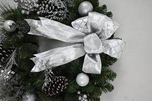 Popular Customized <b>Door</b> Hanging Christmas Wreath Front <b>Door</b> Decoration Christmas Artificial Wreath - Product Image 4