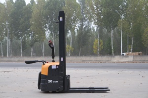 Gerbeur électrique contrepoids Solreign <span class=keywords><strong>CDD</strong></span> 2t 2000kg 4m pour entrepôt, transpalette à batterie lithium 48V, déplaceur latéral hydraulique 3M - Product Image 4