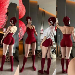 Conjunto Deportivo de Dos Piezas para Mujer, Estilo Europeo Americano, Top Deportivo y Pantalones Cortos, Ropa de Fitness, Cuello Halter, Espalda Descubierta, Yoga, Color Sólido - Product Image 3