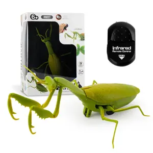 Simulação Elétrica Running mantis brinquedo realista Controle Remoto Infravermelho Mini Rc Mantis Insect Tricks Prank Brinquedos