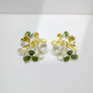Prix usine Boucles d'oreilles en argent sterling 925 Plata, motif fleur émaillée, design de luxe exagéré pour soirée occidentale, colorées, collection Printemps - Product Image 4