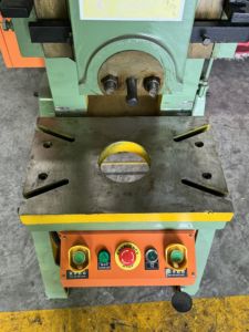 Perforadora de agujeros circulares, perforadora de agujeros, perforadora neumática Circular, dispositivo de perforación neumática de 16T, perforadora de agujeros redondos para bolsas de plástico - Product Image 3