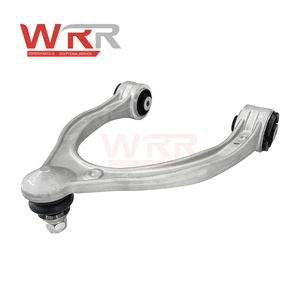 2053305601 2053306210 ชุดควบคุมแขนบนสำหรับรถเบนซ์ W205 X253 C300 GLC300 ด้านหน้าขวา ชุดช่วงล่างแบบ Wishbone พร้อมบูชและข้อต่อ - Product Image 2