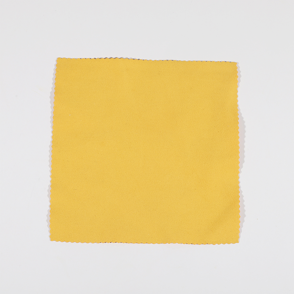 สีเหลือง