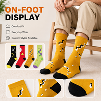 Chaussettes en tricot blanches personnalisées à rayures vives pour l'automne, avec revers multicolores, OEM ODM, logo personnalisé, faible MOQ, directement de l'usine